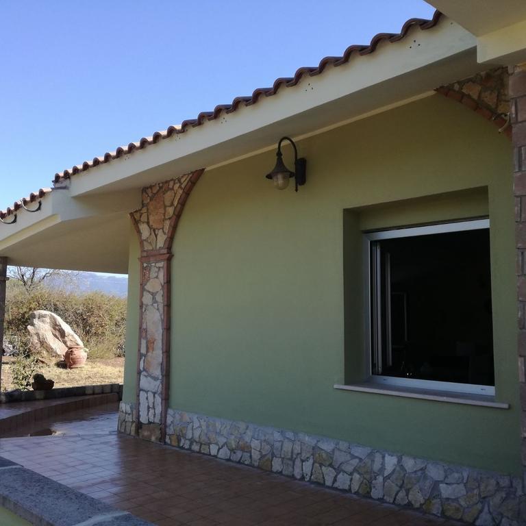 Villa Renzo E Lucia Sant Isidoro  ภายนอก รูปภาพ