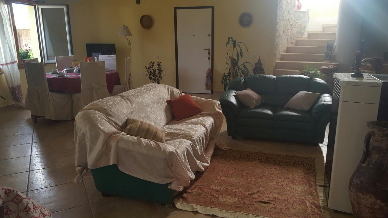 Villa Renzo E Lucia Sant Isidoro  ภายนอก รูปภาพ