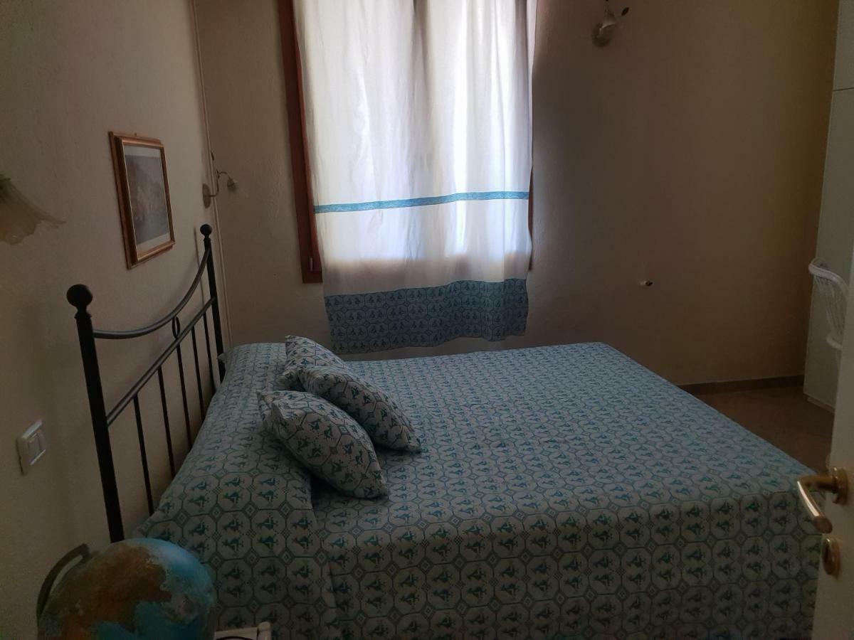 Villa Renzo E Lucia Sant Isidoro  ภายนอก รูปภาพ