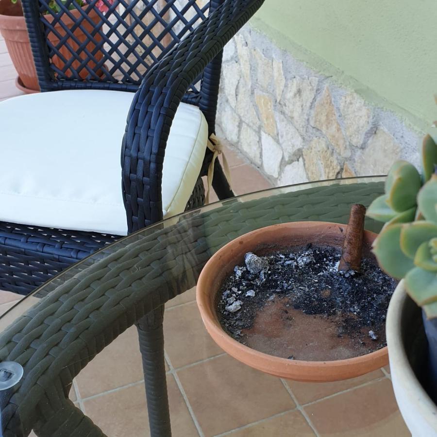 Villa Renzo E Lucia Sant Isidoro  ภายนอก รูปภาพ