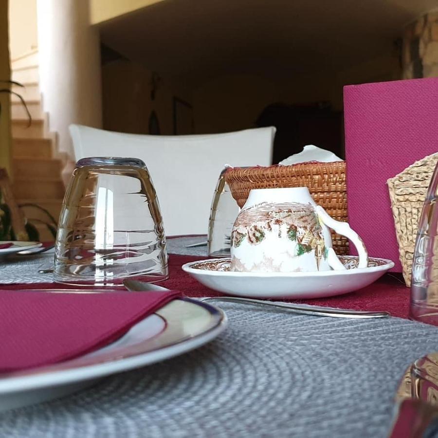 Villa Renzo E Lucia Sant Isidoro  ภายนอก รูปภาพ
